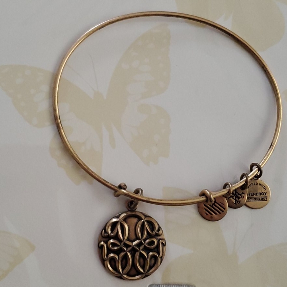 Alex and Ani path of life bracelet